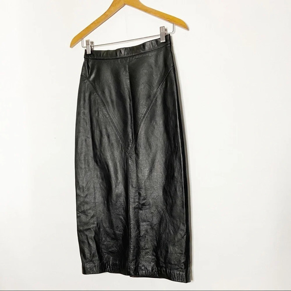 Vintage leather skirt - Picture 2 of 6